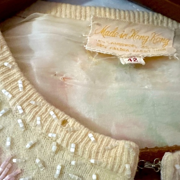 Vintage 1960’s Women’s Size L Angora Wool Beaded Floral Sweater Cardigan Lined - Picture 14 of 16